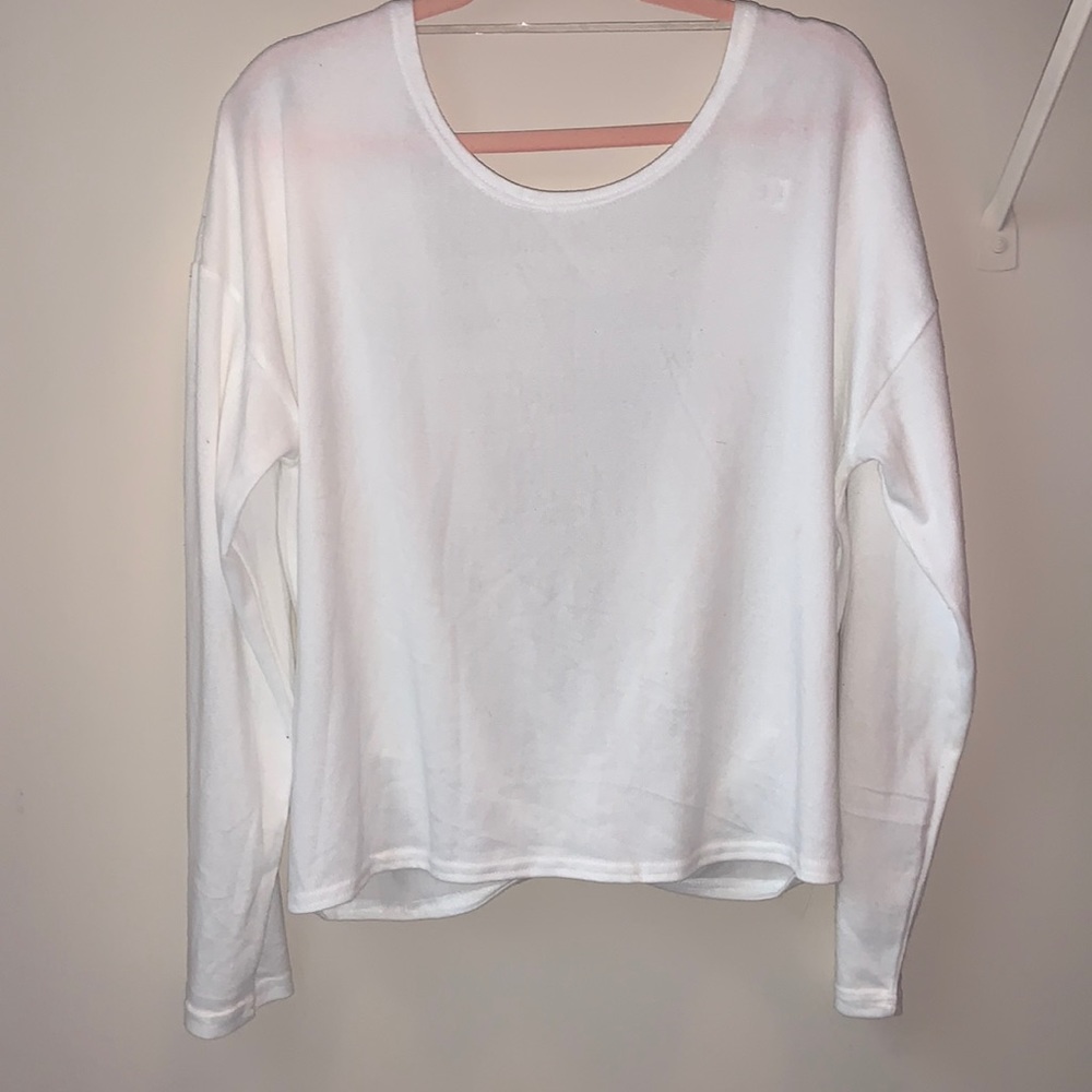 All White Sweater Open In The Back With Kris Kross Knot In The Back Size XL🤍✨